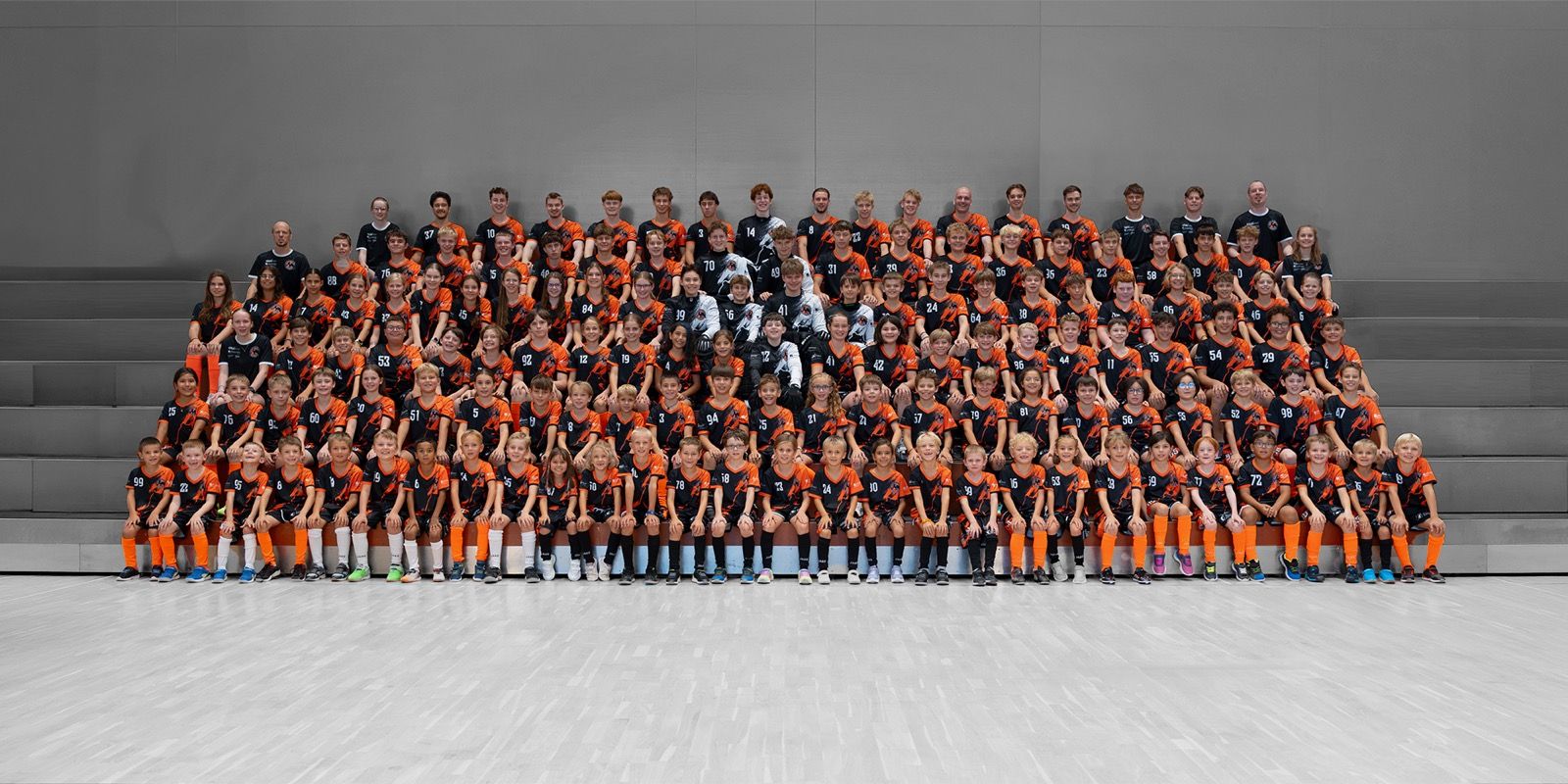 Alle Teams beim Vereinsfoto