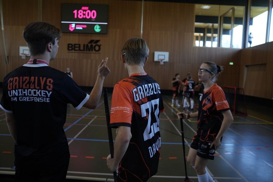 Bild 1 von 3 zum Beitrag «Am Samstag starteten auch unsere vier U16-Teams in die Saison.»